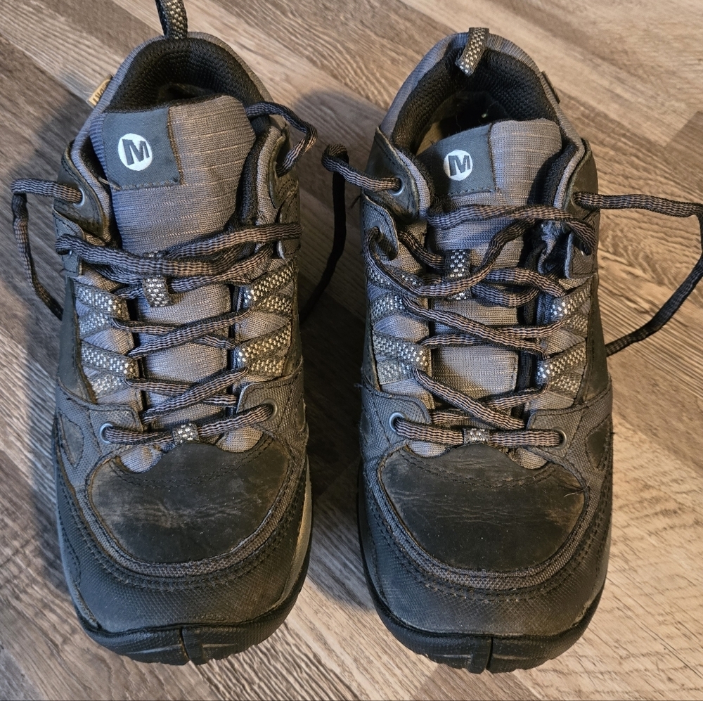Merrell Size 6 Gorpcore Hiking Shoes Black Trail Outdoor Athletic Core